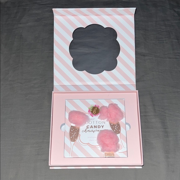 Beauty Bakerie Cotton Candy Blushlighter Palette - Picture 2 of 12